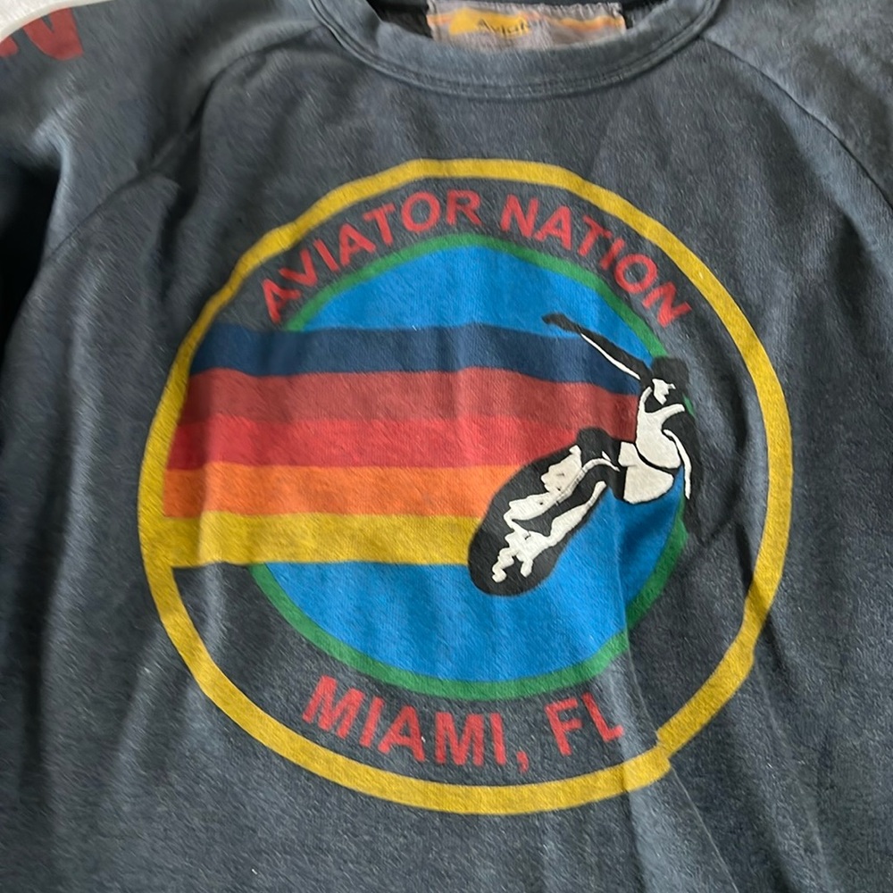 Aviator Nation Malibu sweatshirt so size extra small